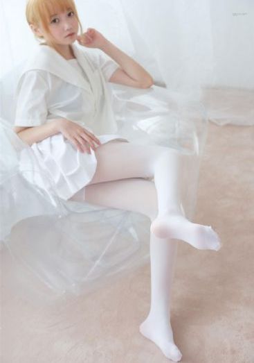 女人张开腿免费的_BD英语免费在线观看