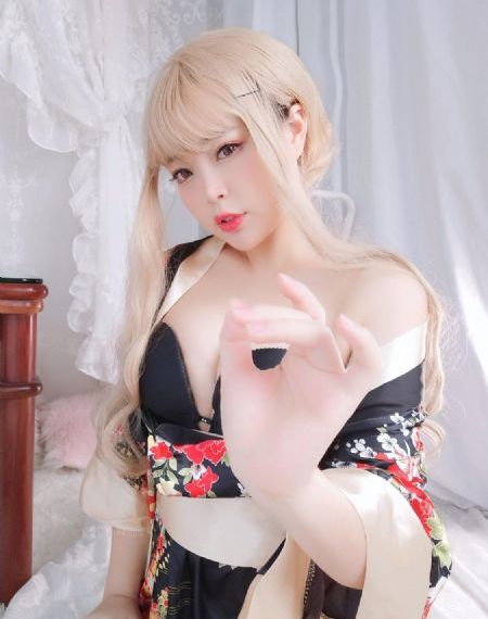 纤纤影院在线观看_超清影视在线观看