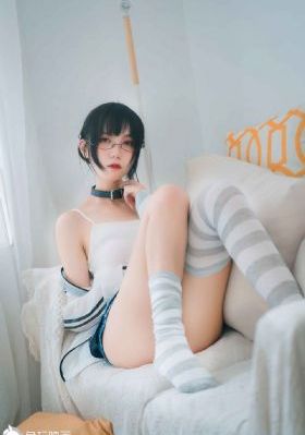免费动漫打扑克视频_蓝光在线播放