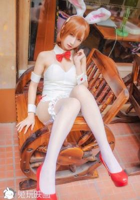 厨房激情闺蜜嗯啊呻吟影院_BD国语免费在线播放