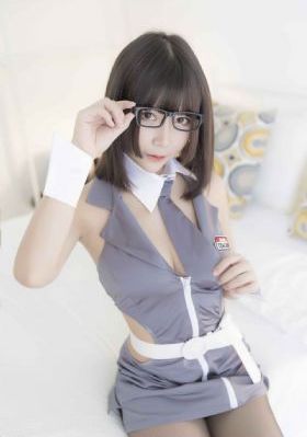 饥渴的少妇_720免费播放
